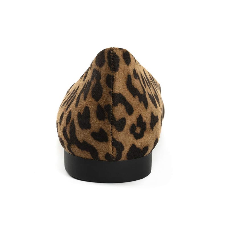 FUNKYMONKEY Women's Classic Ballet Flats Casual Comfort Slip On Flats Shoes (8 M US, Leopard) - Image 4